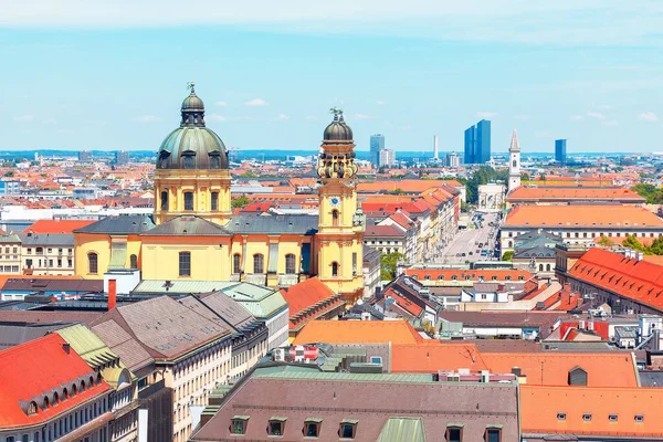 Vista Panorâmica Igreja Teatina Odeonsplatz Munique Alemanha Vista Cidade Central — Fotografia de Stock