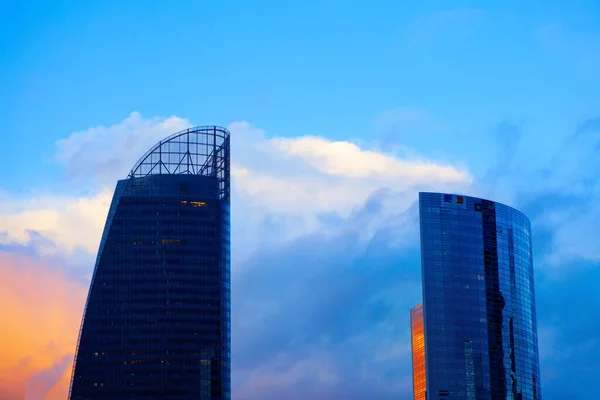 Bâtiments Grande Hauteur Crépuscule Quartier Moderne Paris — Photo