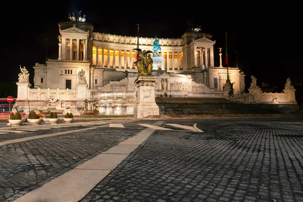 Piazza Venezia Rom Natten Altare Della Patria Lyste Natten Berömda — Stockfoto