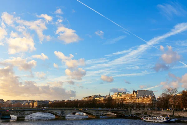 Puente Los Inválidos Que Atraviesa Sena París Francia Capital Por — Foto de Stock