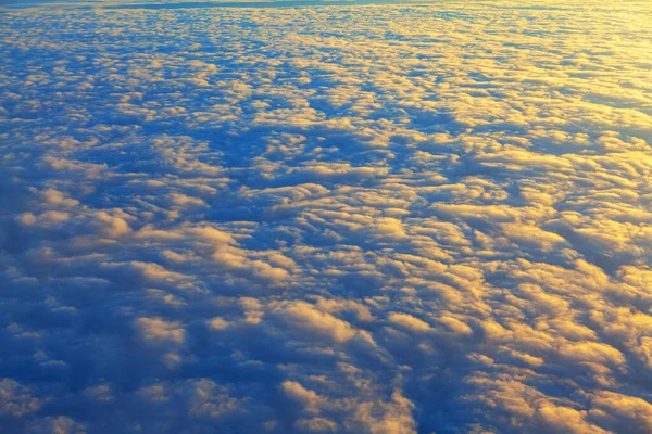 Vista Panorâmica Das Nuvens Partir Janela Avião — Fotografia de Stock