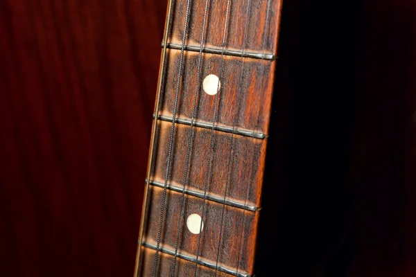 Старий грифа гітари — стокове фото