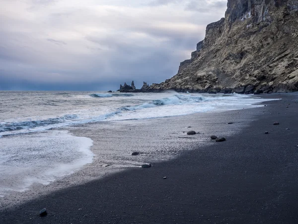 Siyah kum Beach İzlanda