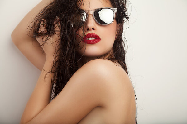 red lips and sunglasses
