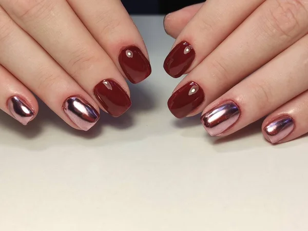 Mooie Manicure Van Nagels Achtergrond Van Een Modieuze Textuur — Stockfoto