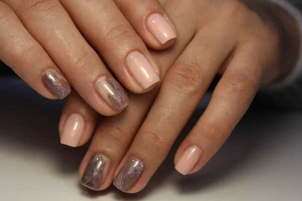 Manicura Moda Las Uñas Sobre Hermoso Fondo Textural — Foto de Stock