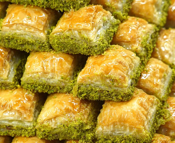 Baklava Turca Deliciosa Tradicional Com Pistache Nozes — Fotografia de Stock