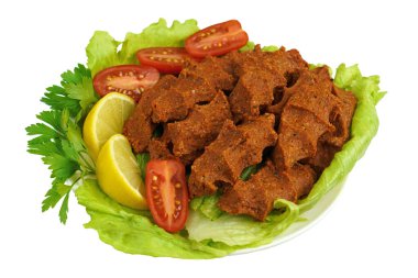              Cig kofte geleneksel Türk baharatlı yemeği. Türk mutfağı.                   