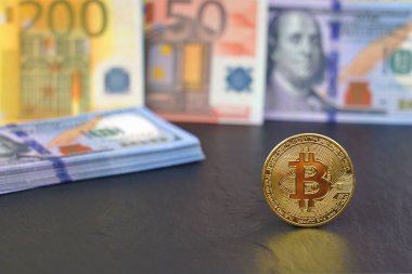                                Bitcoin . Şifreli para birimi Bitcoin. Yeni iş bitcoin para birimi küresel iş piyasasında ödemedir. Dijital para birimi ve finans sektörü kavramı. 