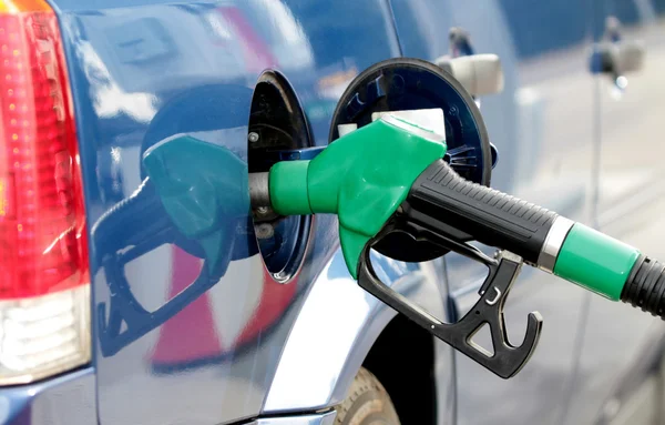 Pumping fuel in — Stock Photo, Image