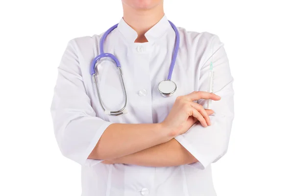 Médico segurando uma seringa, fundo branco — Fotografia de Stock