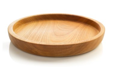 ahşap tepsi üzerinde beyaz izole 