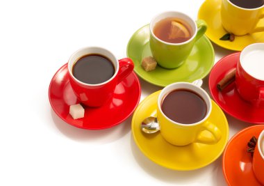 Bir fincan beyaz kahve. 