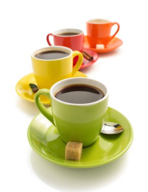 Bir fincan beyaz kahve. 