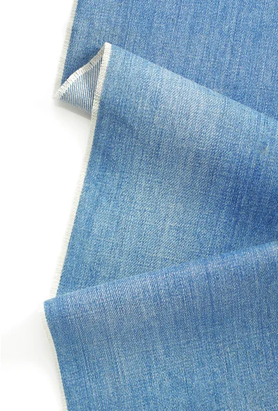 Texture blue jeans isolata su bianco — Foto Stock