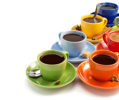 Bir fincan beyaz kahve. 