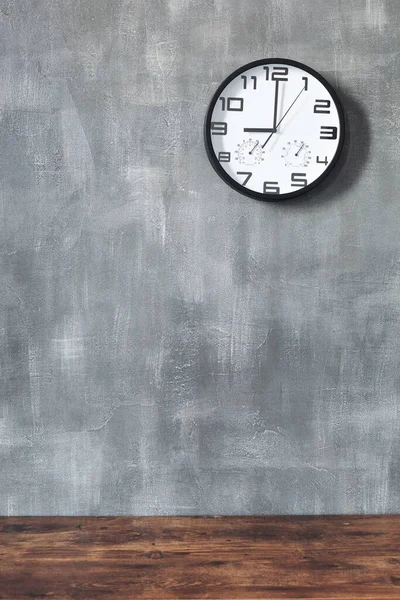 Wall Clock Shelf Concrete Painted Background Dark Grey Texture Surface — Stok fotoğraf