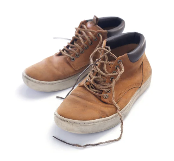 Παλιά Suede Δερμάτινα Ταξιδιωτικά Παπούτσια Vintage Μπότες Απομονώνονται Λευκό Φόντο — Φωτογραφία Αρχείου