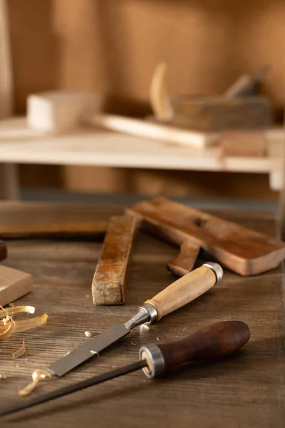 Fából Készült Szerszámok Asztalon Munka Vagy Összekötő Eszköz Mint Csendélet — Stock Fotó