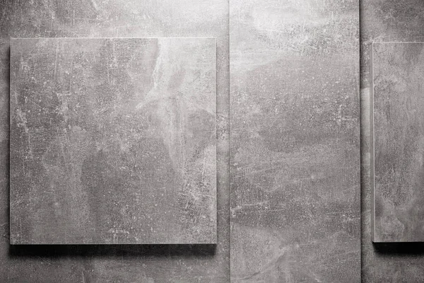 要旨テーブルや壁面の灰色の背景色 表地の灰色のチップボード — ストック写真