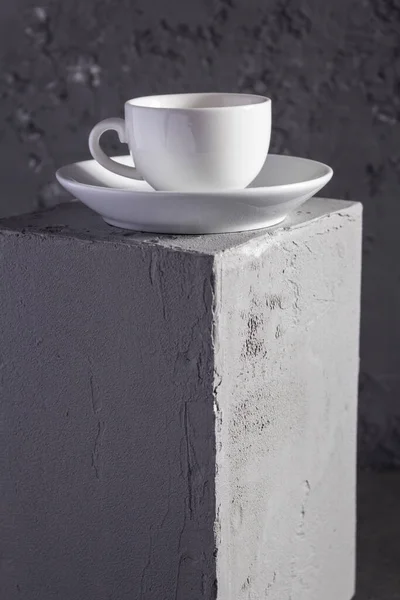 Tomma Kopp Kaffe Betonggrå Kub Som Bakgrundskonsistens Abstrakt Begrepp Paus — Stockfoto