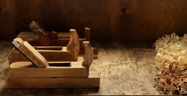Hobel Tischler Tischler Oder Tischler Werkzeug Und Holzspäne Holzbearbeitungswerkzeuge Auf — Stockfoto