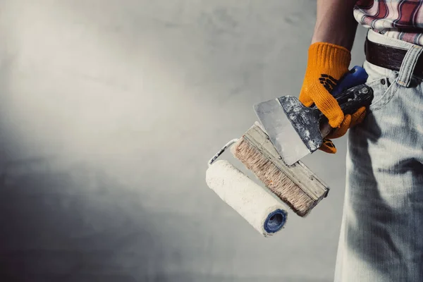 Construction Worker Man Holding Tool Concrete Plaster Wall Male Hand — Stock Photo, Image