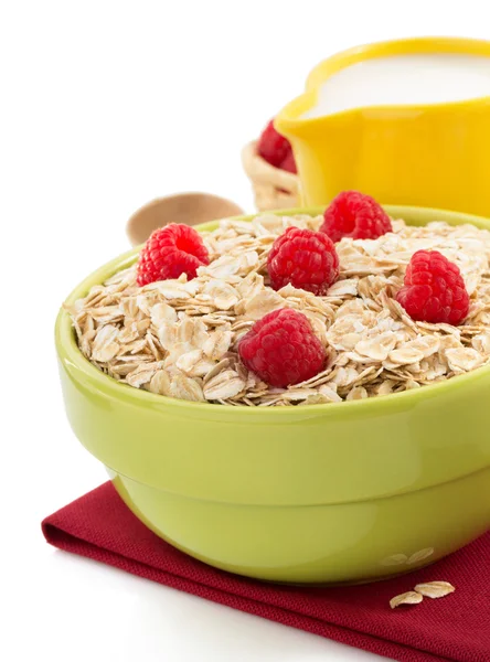 Tazón de copo de avena en blanco — Foto de Stock