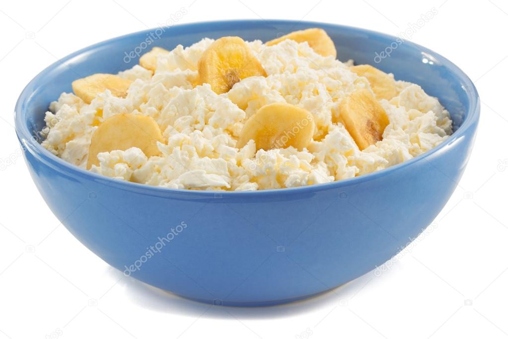 cottage cheese in bowl