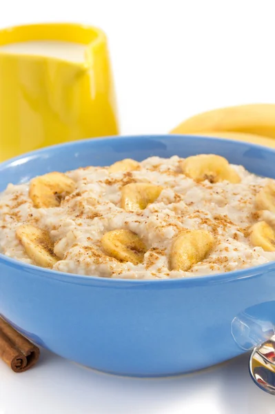 Bowl of oatmeal — Stock Photo, Image