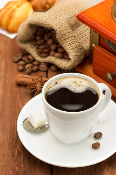 Xícara de café em madeira — Fotografia de Stock