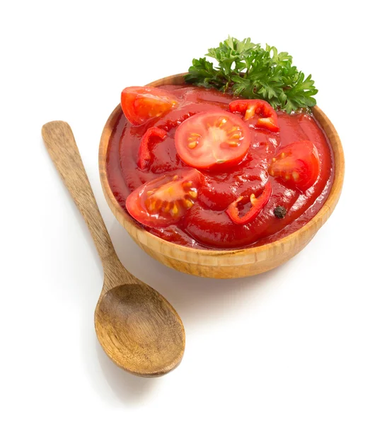 Molho de tomate na tigela — Fotografia de Stock