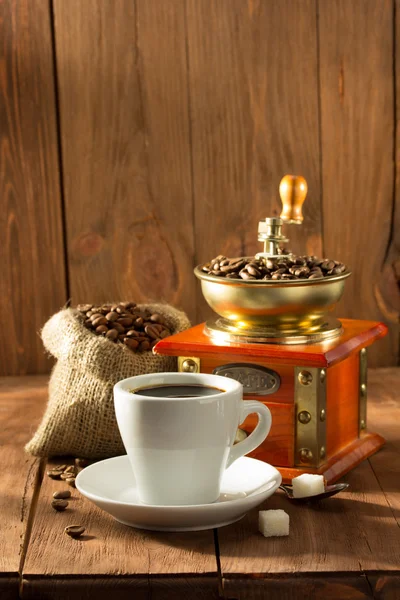 Cup of coffee on wood — Stock Photo, Image