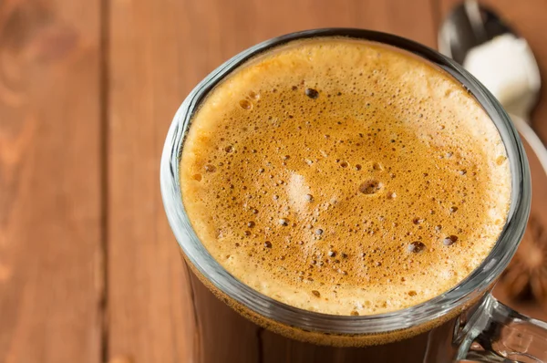 Tazza di caffè su legno — Foto Stock