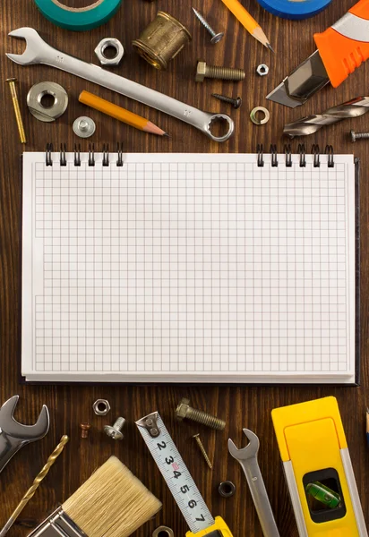 Araçlar ve aletler kümesi