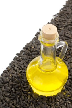 Petrol ve ayçiçeği tohumu