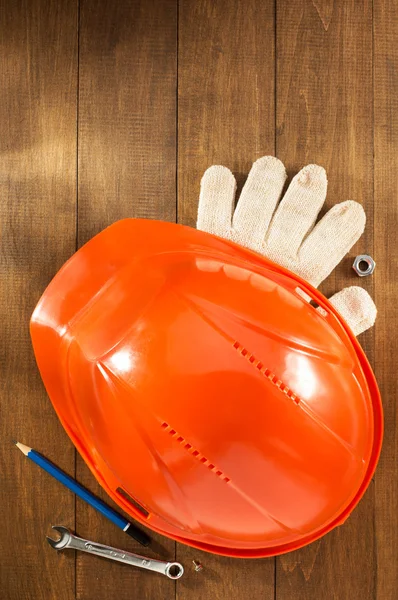 橙色安全帽和工具 — 图库照片