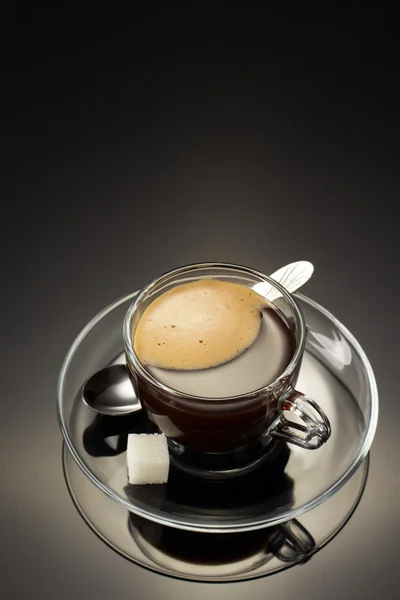 Taza de café en negro — Foto de Stock