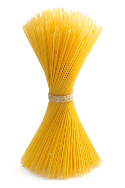 Massa spaghetti isolerad på vit — Stockfoto