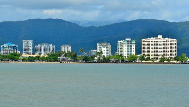 Landscape view of Cairns waterfront skyline 