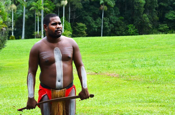 Yirrganydji Aboriginal krigare utomhus — Stockfoto