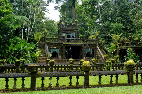 Een oud kasteel in Paronella Park in Queenland Australië — Stockfoto