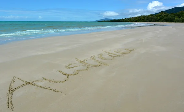 A palavra Austrália escrita na areia — Fotografia de Stock