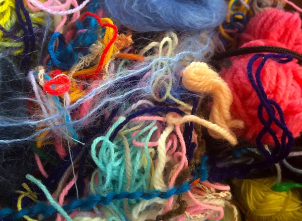 Colourful strings of yarn — Stock Photo, Image