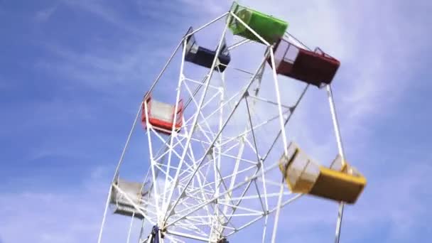 Paseo en rueda gigante — Vídeos de Stock