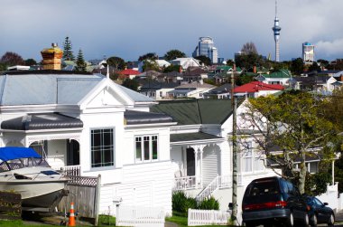 Devonport Yeni Zelanda'dan görüldüğü gibi Auckland Cbd manzarası
