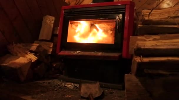 Warm fireplace fire with wood logs — Stock Video