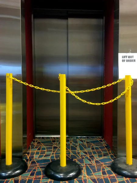 Out of order elevator lift — Stock Photo, Image