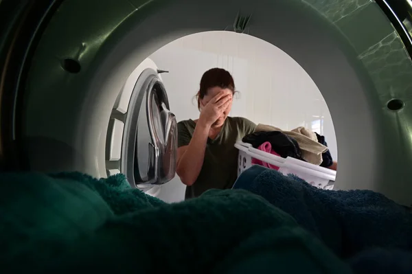 Upset Woman Covering Face Becouse Housework Overload Viewed Washing Machine — Stock Photo, Image