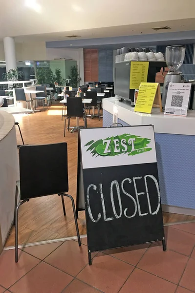 2021年9月31日 西澳大利亚珀斯的一家空咖啡店被关闭 西澳大利亚州政府宣布为期五天的封锁 — 图库照片